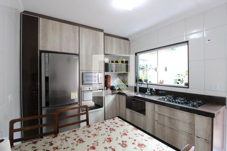 Casa à venda com 94m², 2 quartos e 2 vagasCozinha