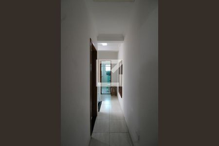 Casa à venda com 94m², 2 quartos e 2 vagasCorredor