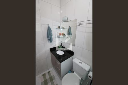 Casa à venda com 94m², 2 quartos e 2 vagasBanheiro Suite