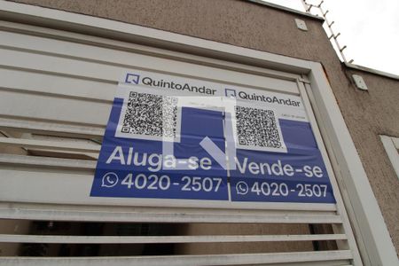 Casa à venda com 94m², 2 quartos e 2 vagasPlaquinha