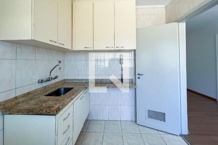 Apartamento à venda com 55m², 2 quartos e 1 vagaCozinha