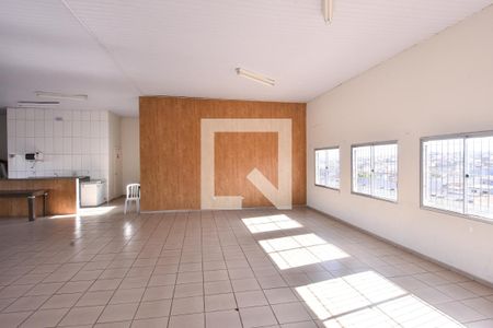 Apartamento à venda com 43m², 2 quartos e 1 vaga Apartamento à venda com 43m², 2 quartos e 1 vagaÁrea comum - Salão de festas
