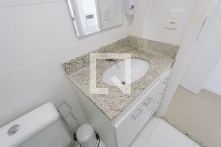 Apartamento à venda com 70m², 2 quartos e 1 vagaBanheiro da Suíte 2