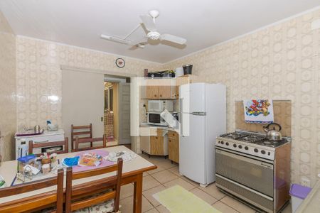 Casa à venda com 215m², 3 quartos e 3 vagasCozinha