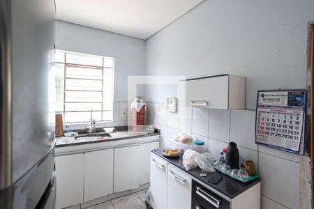 Casa à venda com 360m², 4 quartos e 4 vagas Casa à venda com 360m², 4 quartos e 4 vagasCozinha