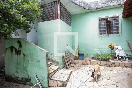 Casa à venda com 360m², 4 quartos e 4 vagas Casa à venda com 360m², 4 quartos e 4 vagasQuintal
