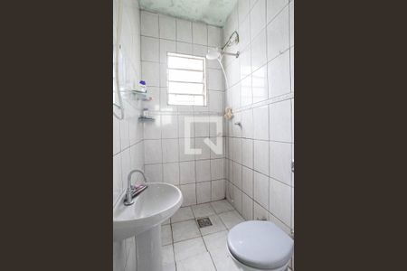 Casa à venda com 360m², 4 quartos e 4 vagas Casa à venda com 360m², 4 quartos e 4 vagasBanheiro da suíte