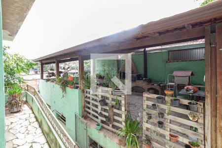 Casa à venda com 360m², 4 quartos e 4 vagas Casa à venda com 360m², 4 quartos e 4 vagasVista da sala 2