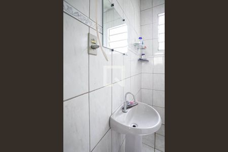 Casa à venda com 360m², 4 quartos e 4 vagas Casa à venda com 360m², 4 quartos e 4 vagasBanheiro da suíte