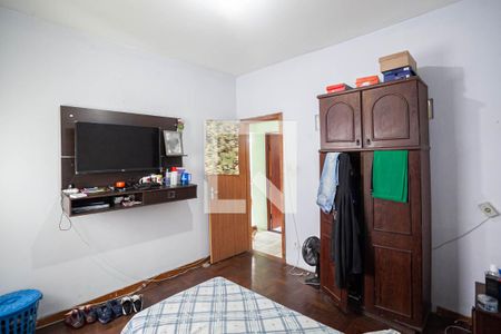 Casa à venda com 360m², 4 quartos e 4 vagas Casa à venda com 360m², 4 quartos e 4 vagasQuarto 3