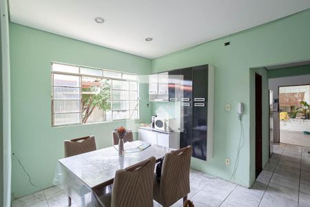 Sala 2 de casa à venda com 4 quartos, 360m² em Alípio de Melo, Belo Horizonte