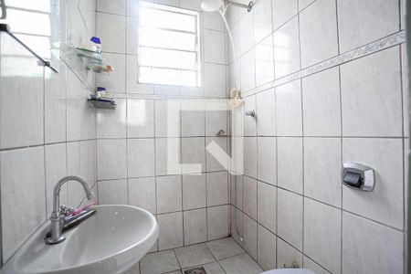 Casa à venda com 360m², 4 quartos e 4 vagas Casa à venda com 360m², 4 quartos e 4 vagasBanheiro da suíte