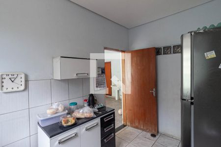 Casa à venda com 360m², 4 quartos e 4 vagas Casa à venda com 360m², 4 quartos e 4 vagasCozinha