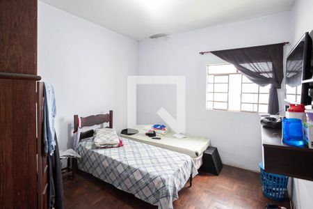 Casa à venda com 360m², 4 quartos e 4 vagas Casa à venda com 360m², 4 quartos e 4 vagasQuarto 3