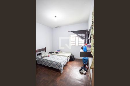 Casa à venda com 360m², 4 quartos e 4 vagas Casa à venda com 360m², 4 quartos e 4 vagasQuarto 3
