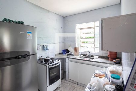 Casa à venda com 360m², 4 quartos e 4 vagas Casa à venda com 360m², 4 quartos e 4 vagasCozinha