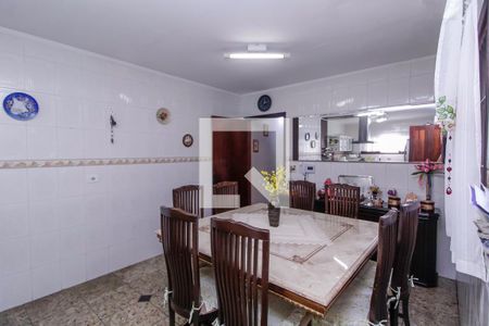 Casa à venda com 238m², 4 quartos e 4 vagasCopa e Cozinha