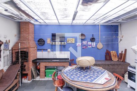 Casa à venda com 238m², 4 quartos e 4 vagasChurrasqueira