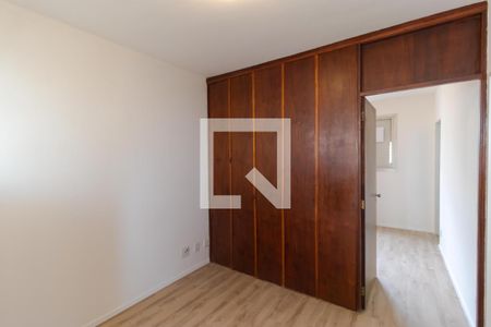 Salas de apartamento à venda com 1 quarto, 45m² em Vila Itapura, Campinas