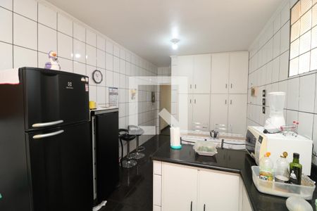 Casa à venda com 120m², 4 quartos e 2 vagasCozinha