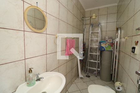 Casa à venda com 120m², 4 quartos e 2 vagasBanheiro