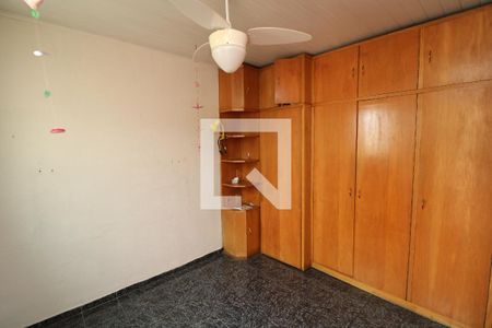 Casa à venda com 120m², 4 quartos e 2 vagasSuite