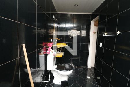 Casa à venda com 120m², 4 quartos e 2 vagasBanheiro da Suíte