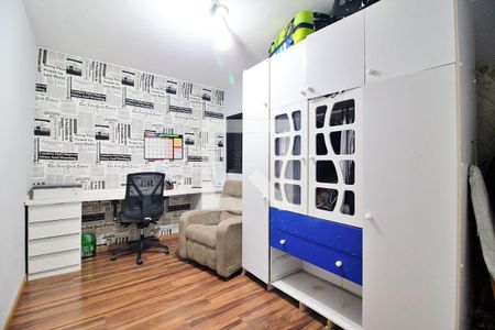 Casa à venda com 234m², 3 quartos e 2 vagasQuarto 2