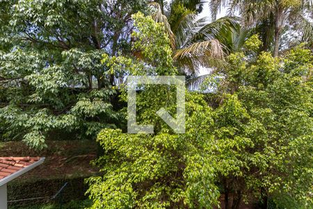 Casa de condomínio à venda com 750m², 4 quartos e 10 vagas Casa de condomínio à venda com 750m², 4 quartos e 10 vagasVista da suíte 2