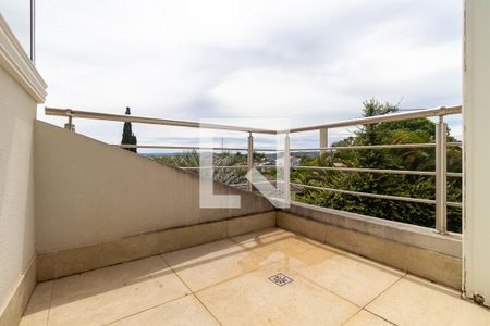 Casa de condomínio à venda com 750m², 4 quartos e 10 vagas Casa de condomínio à venda com 750m², 4 quartos e 10 vagasSacada da suíte 1