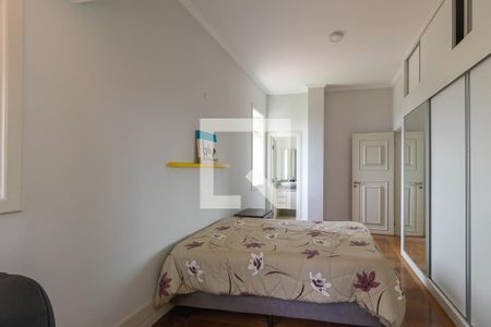 Casa de condomínio à venda com 750m², 4 quartos e 10 vagas Casa de condomínio à venda com 750m², 4 quartos e 10 vagasQuarto da suíte 4