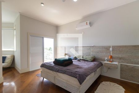 Casa de condomínio à venda com 750m², 4 quartos e 10 vagas Casa de condomínio à venda com 750m², 4 quartos e 10 vagasQuarto da suíte 1