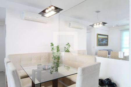 Sala de apartamento à venda com 2 quartos, 69m² em Freguesia de Jacarepaguá, Rio de Janeiro