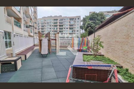 Apartamento à venda com 69m², 2 quartos e 1 vaga Apartamento à venda com 69m², 2 quartos e 1 vagaÁrea comum - Playground