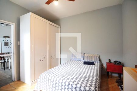 Casa à venda com 200m², 5 quartos e 2 vagasSuíte 1