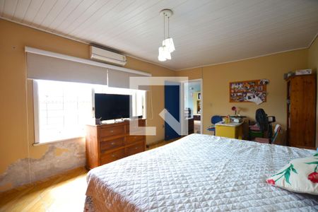 Casa à venda com 200m², 5 quartos e 2 vagasSuíte 2