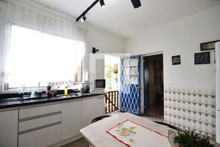 Casa à venda com 200m², 5 quartos e 2 vagasCozinha