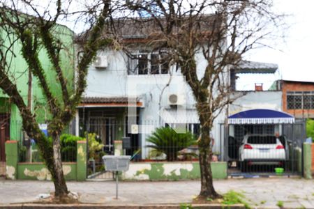 Casa à venda com 200m², 5 quartos e 2 vagasFachada