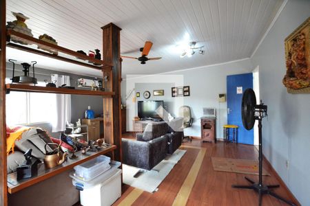 Casa à venda com 200m², 5 quartos e 2 vagasQuarto 3