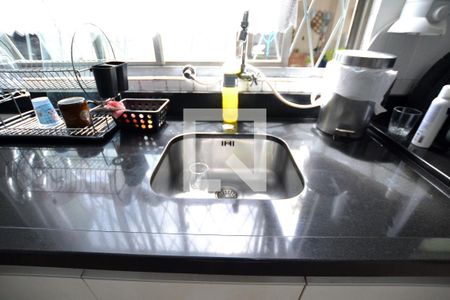 Casa à venda com 200m², 5 quartos e 2 vagasCozinha- Pia