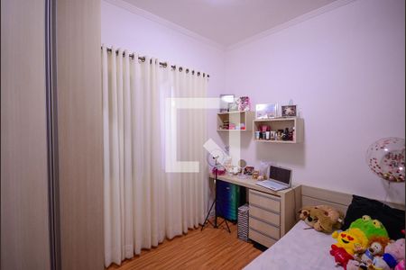 Apartamento à venda com 69m², 2 quartos e 1 vagaQuarto 2