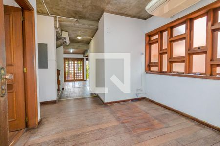 Corredor de casa para alugar com 3 quartos, 321m² em Tristeza, Porto Alegre