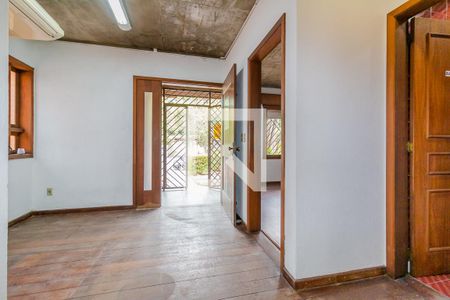 Corredor de casa para alugar com 3 quartos, 321m² em Tristeza, Porto Alegre