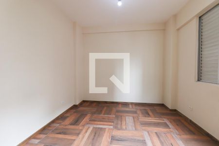 Quarto 1 de apartamento para alugar com 2 quartos, 70m² em Centro, Curitiba