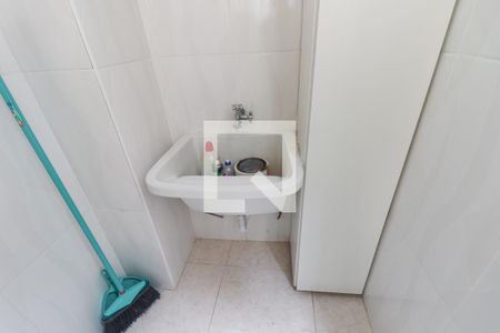 Apartamento para alugar com 70m², 2 quartos e sem vaga Apartamento para alugar com 70m², 2 quartos e sem vagaCozinha e Área de Serviço