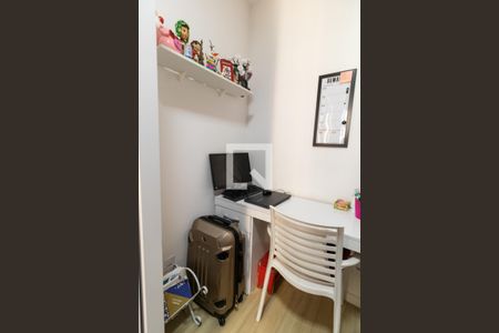 Quarto 1 de apartamento à venda com 2 quartos, 38m² em Vila Butantã, São Paulo