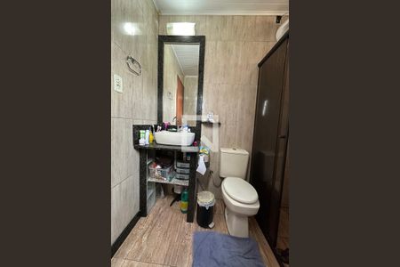 Banheiro de casa à venda com 3 quartos, 120m² em Santa Teresa, São Leopoldo