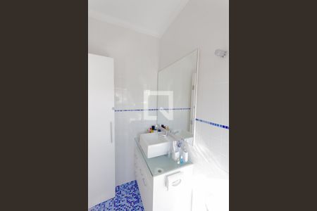 Casa à venda com 150m², 3 quartos e 3 vagas Casa à venda com 150m², 3 quartos e 3 vagasBanheiro da Suíte