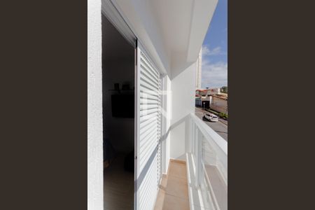 Casa à venda com 150m², 3 quartos e 3 vagas Casa à venda com 150m², 3 quartos e 3 vagasVaranda da Suíte