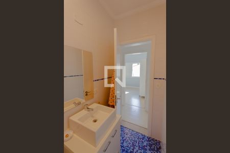 Casa à venda com 150m², 3 quartos e 3 vagas Casa à venda com 150m², 3 quartos e 3 vagasBanheiro